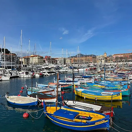 Au Port De Sublime 2 Pieces Renove A Neuf Climatise Apartmán Nice